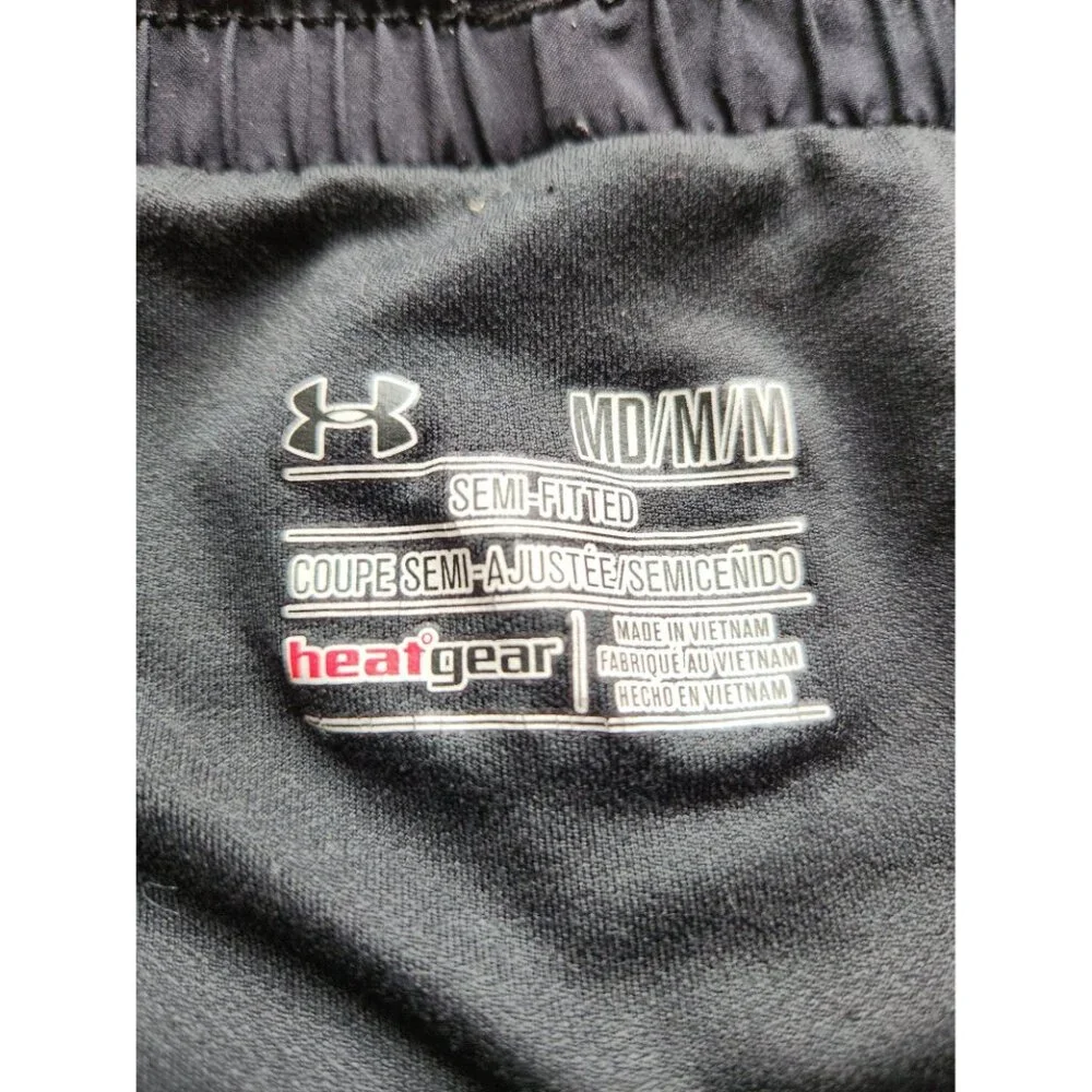 Under‎ Armour Women's Size Medium Semi-Fitted Hexagon Cutout Athletic Shorts